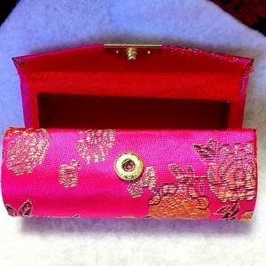 Vintage Retro Lipstick Case w/mirror by YIK Fung